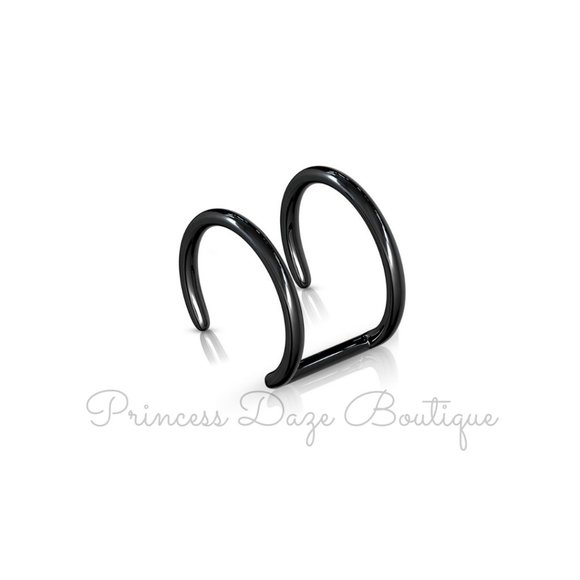 Black Clip On Ear Cuff / Fake Cartilage‎ Non Piercing Earring - Picture 1 of 1